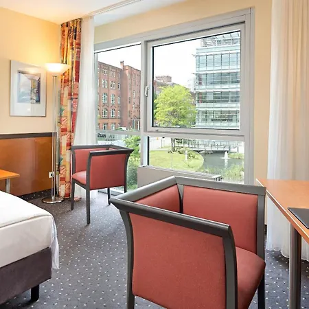 Hotel Victor's Residenz-hotel Tegel 3*