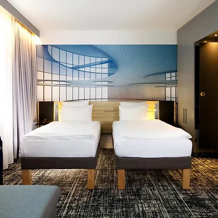 Novotel City Potsdamer Platz Hotel 3*