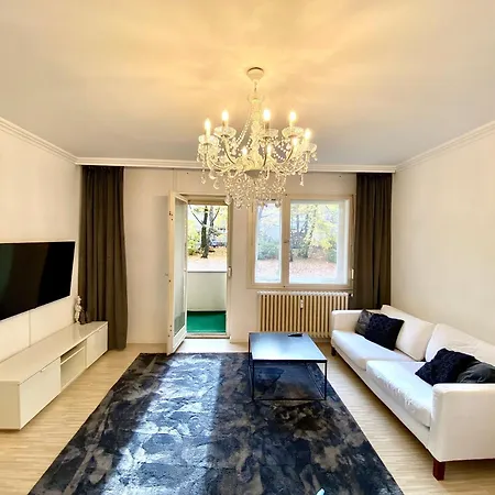 City Center Close To All Sightseeings *