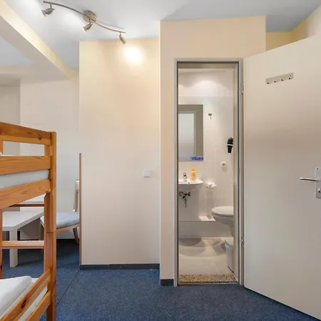 Comenius Hotel 2*
