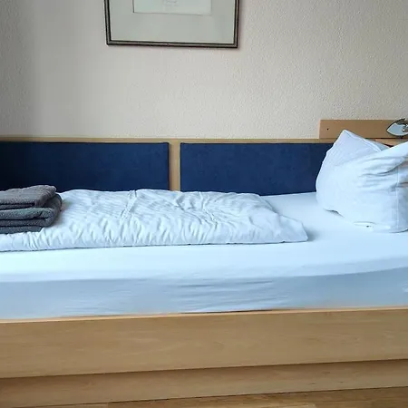Hotel Hw - Haus Am Niederfeld Berlin