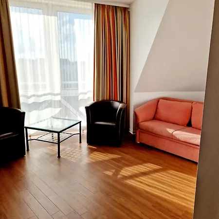 Kaiser 3*
