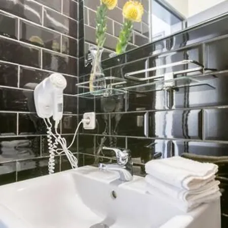 Wallyard Hostel