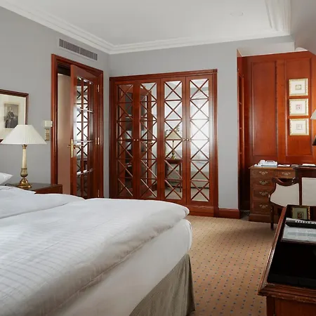 Schlosshotel By Patrick Hellmann Hotel Berlin