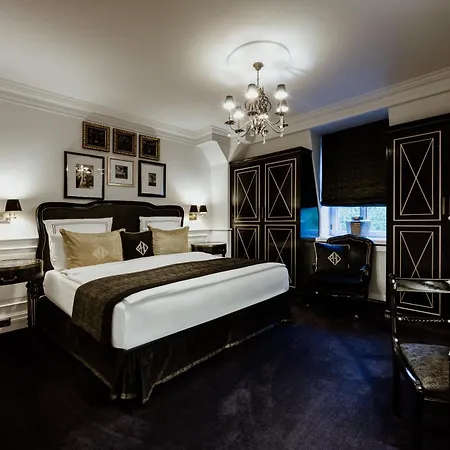 Schlosshotel By Patrick Hellmann Berlin