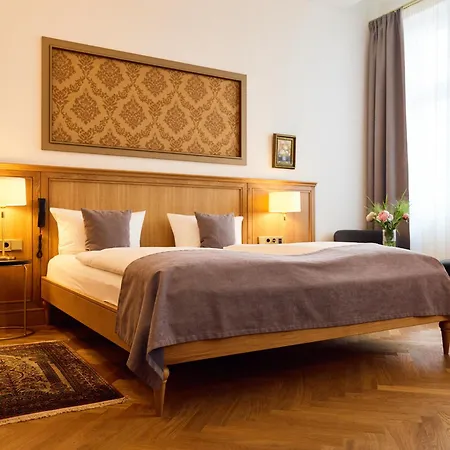 Lindenufer Hotel 3*