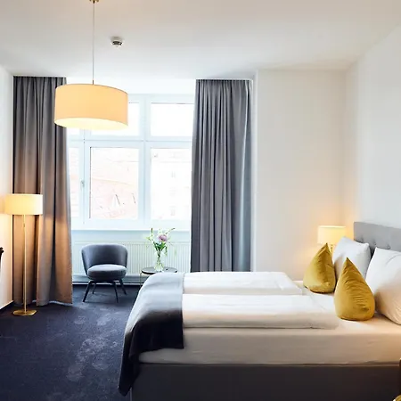 Lindenufer 3* Berlin