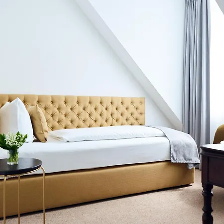 Lindenufer Hotel 3*