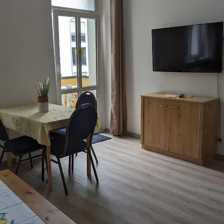 Hubertus Aparthotel 3*