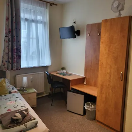 Hubertus Aparthotel 3*
