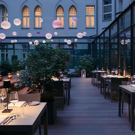 Roomers Steinplatz, Autograph Collection Berlin
