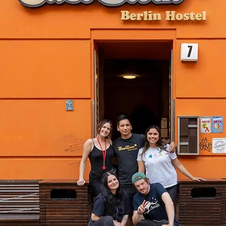 Eastseven Hostel *