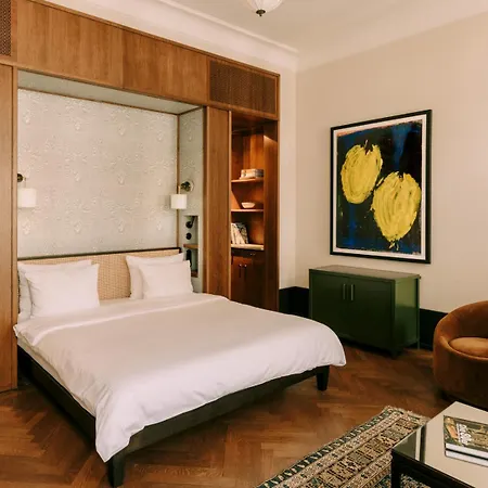 Boutique Chateau Royal 5*
