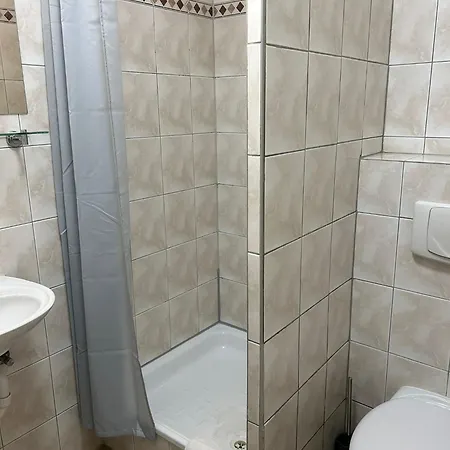 Hotell Adam