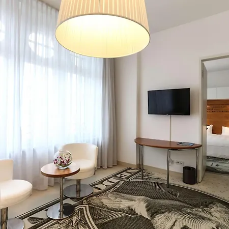 Hotel Park Plaza Wallstreet Mitte 4*