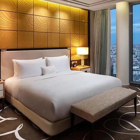 Waldorf Astoria 5* Berlino