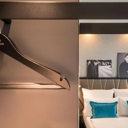 One Berlin-upper West 3*