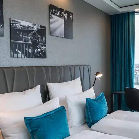 מלון One Berlin-upper West 3*
