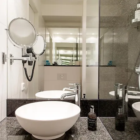 One Berlin-upper West 3* Berlin
