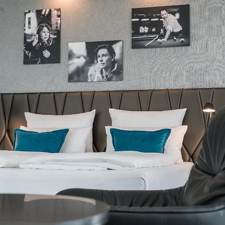 One Berlin-upper West Hotel 3*