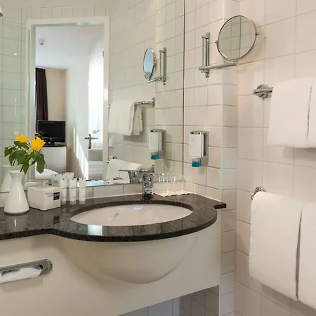 Hotel Essential By Dorint Berlin-adlershof Berlín