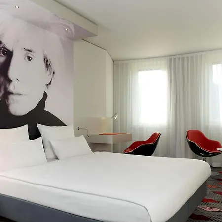 Park Plaza