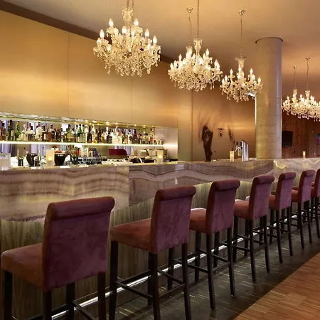Park Plaza