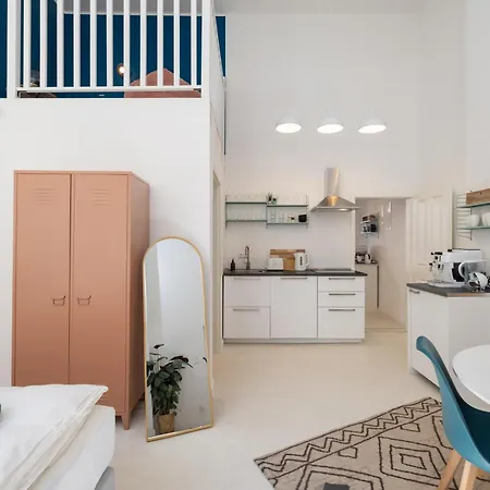 Great 2-room Loft With 2 Bathrooms And 2 Kitchen Apartmán Berlín