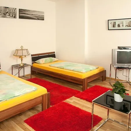 Apollo Apartment