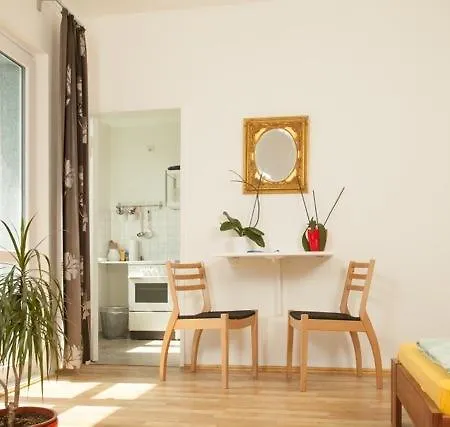 Apollo * Berlin