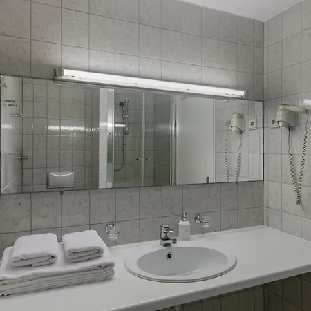 Nova Otel