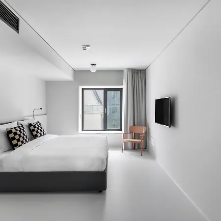 Aparthotel Numa Savi 4*