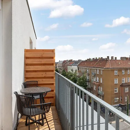 Numa Boxer Aparthotel 4*