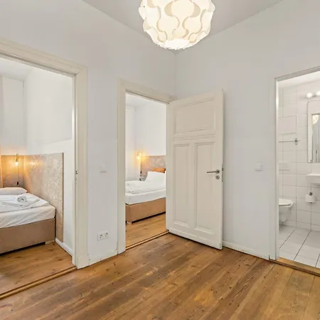 Mooeve Friedrichs Mid Apartment