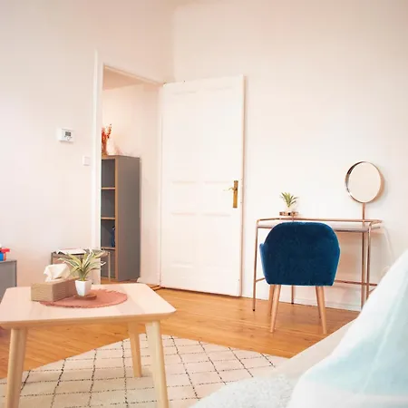 Peaceful Flat For 4 In Prenzlauer Berg *
