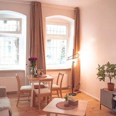 Apartment Peaceful Flat For 4 In Prenzlauer Berg *
