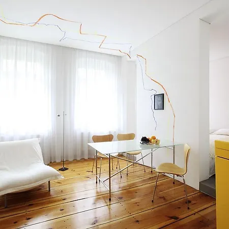 Smartloft & Art Aparthotel 4*