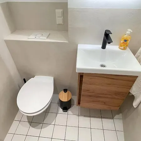 Apartment Modern L Netflix L Fast Wifi L Xbox Berlin