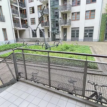 Apartment Modern L Netflix L Fast Wifi L Xbox