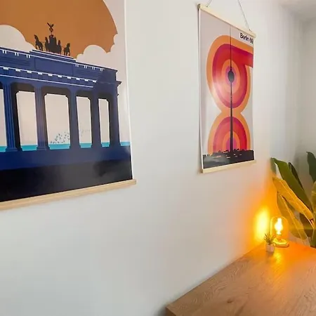 Apartment Modern L Netflix L Fast Wifi L Xbox Berlin