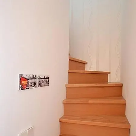 Stylish Maisonette, Prenzlauer Berg, 70m2 Apartment