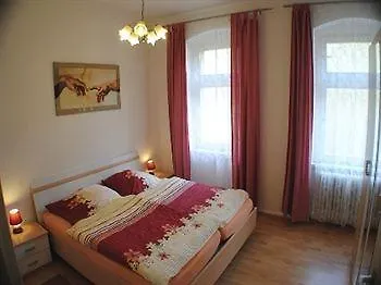 Cab City Hotel 3*