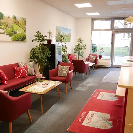 Parkhotel Marzahn 3*