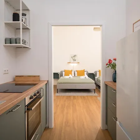 Im Herzen Von Kreuzberg - Perfekt Gelegen Fuer Bis Zu 8 Personen Apartment *