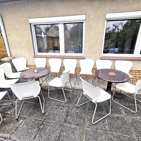 Monteur-haus Marat Biesdorf / Marzan / Hellersdorf Apartment