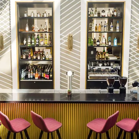 Hotell Art'otel Mitte, Powered By Radisson Berlin