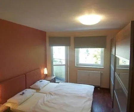 Apartment Topdomizil - 