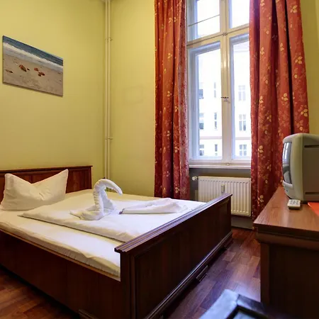 Hotel Bernstein Am Kurfuerstendamm 3*