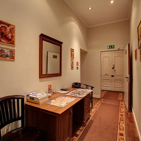 Hotel Bernstein Am Kurfuerstendamm 3*