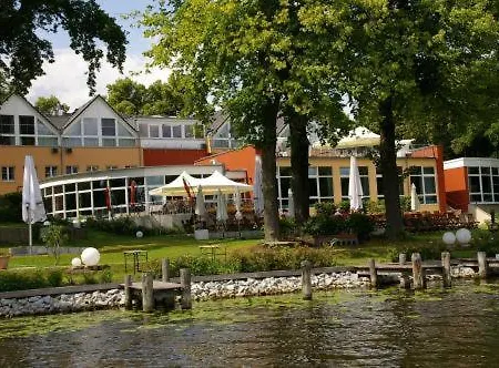 Hotel Daemeritzseehotel 4*